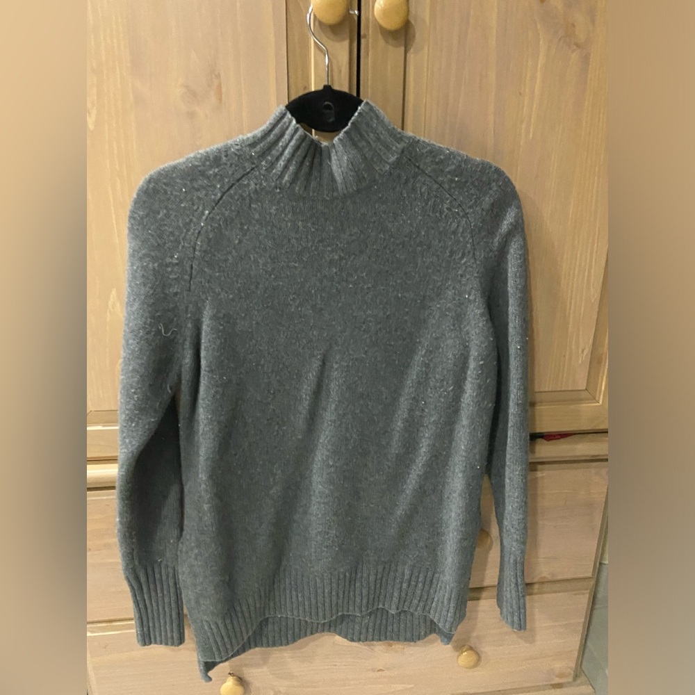 Womens sweater , some pilling but can be shaved off